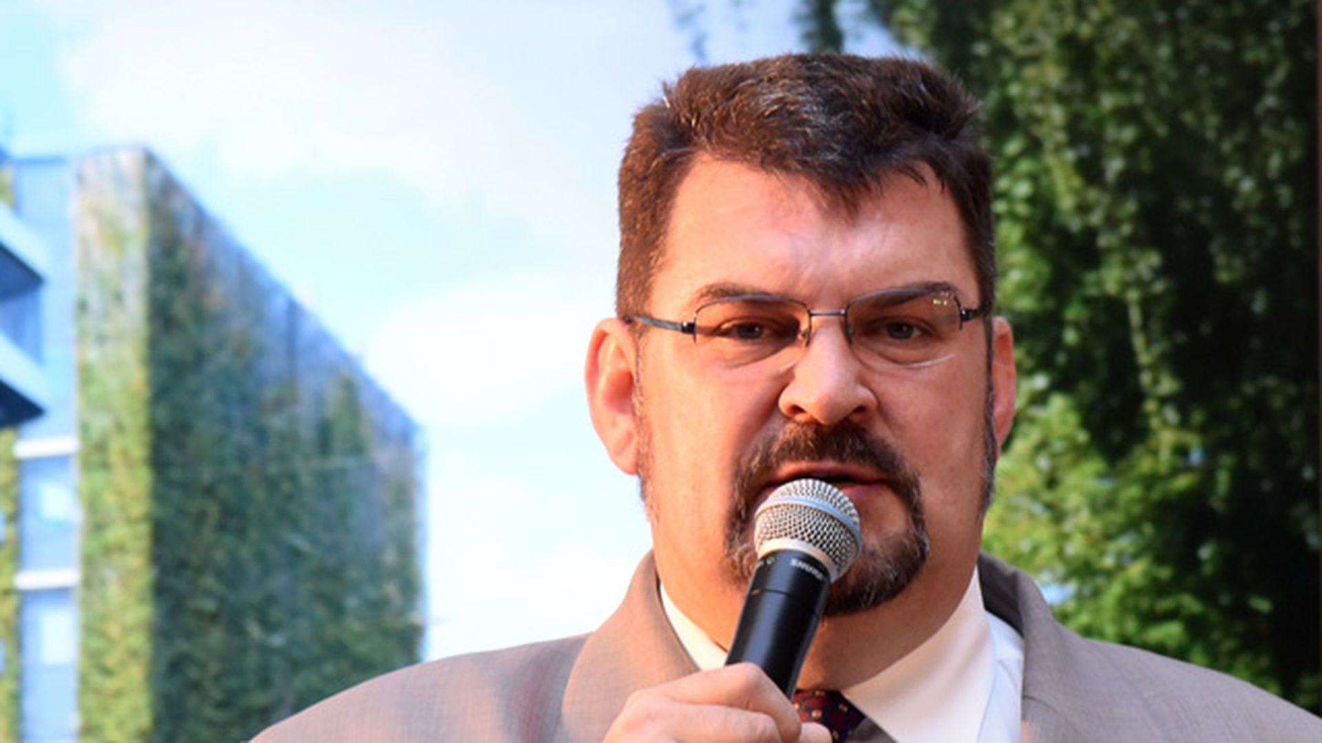 Juris Šteinbergs izīrē divistabu dzīvokli Rīgas centrā