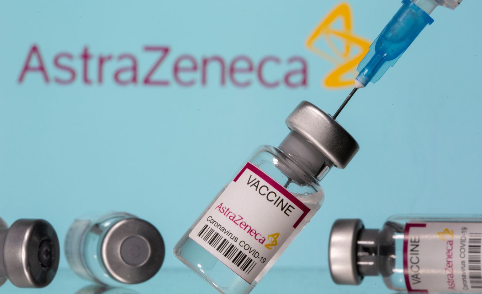 AstraZeneca vaktsiini ampullid.