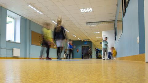 Laps kannab koolitrauma – kes võtab vastutuse?