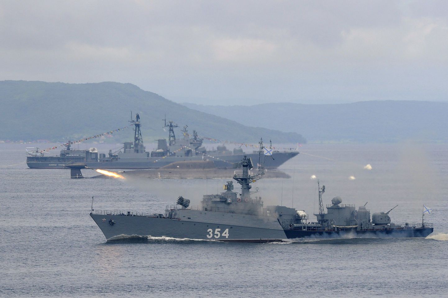 Vene mereväe päeva tähistamine kauges Vladivostokis.