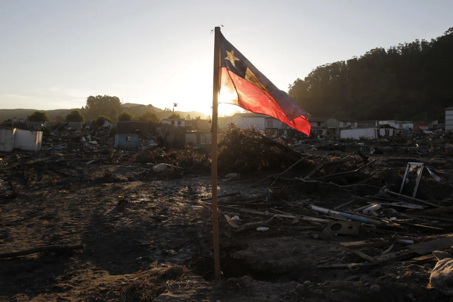 Tšiilit tabanud maavärinast ja sellele järgnenud tsunamist laastatud Constitutioni linnakese rannapiirkond.