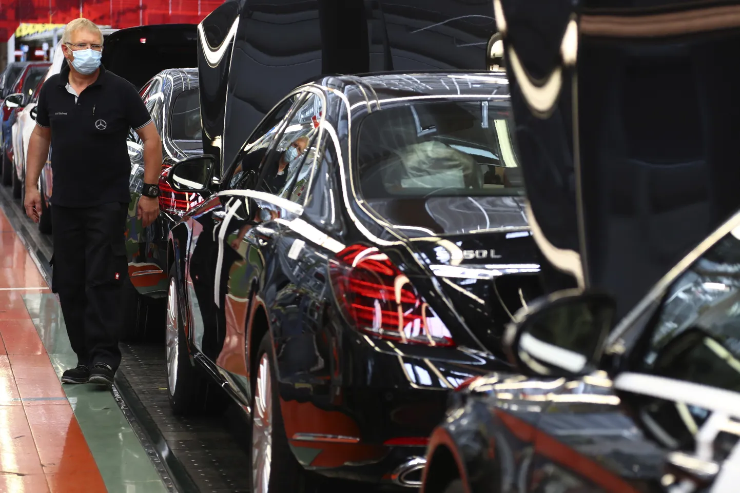Mercedes-Benz S-klassi autod Mercedese tehases Sindelfingenis Saksamaal
