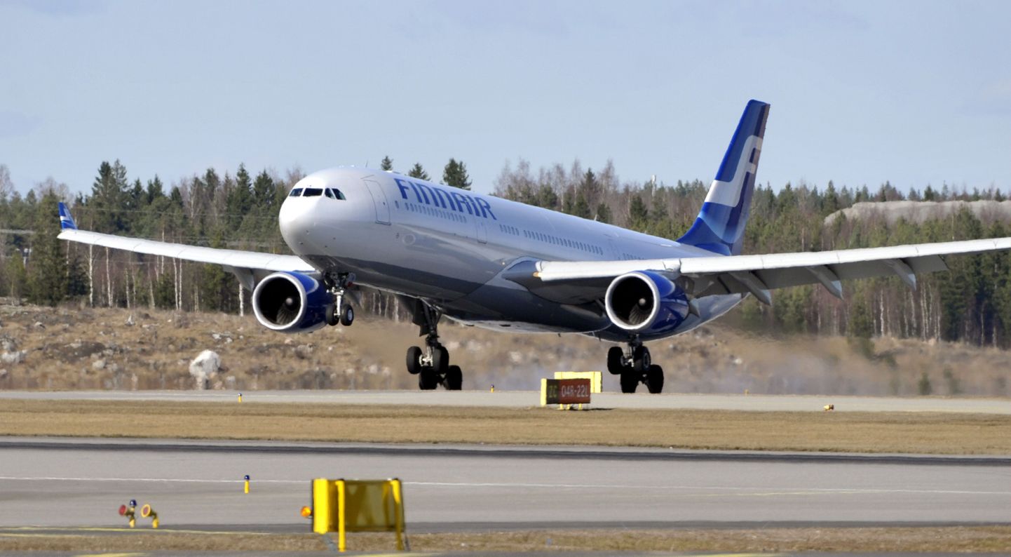 Finnairi lennuk tõusmas õhku Helsingi Vantaa lennujaamal