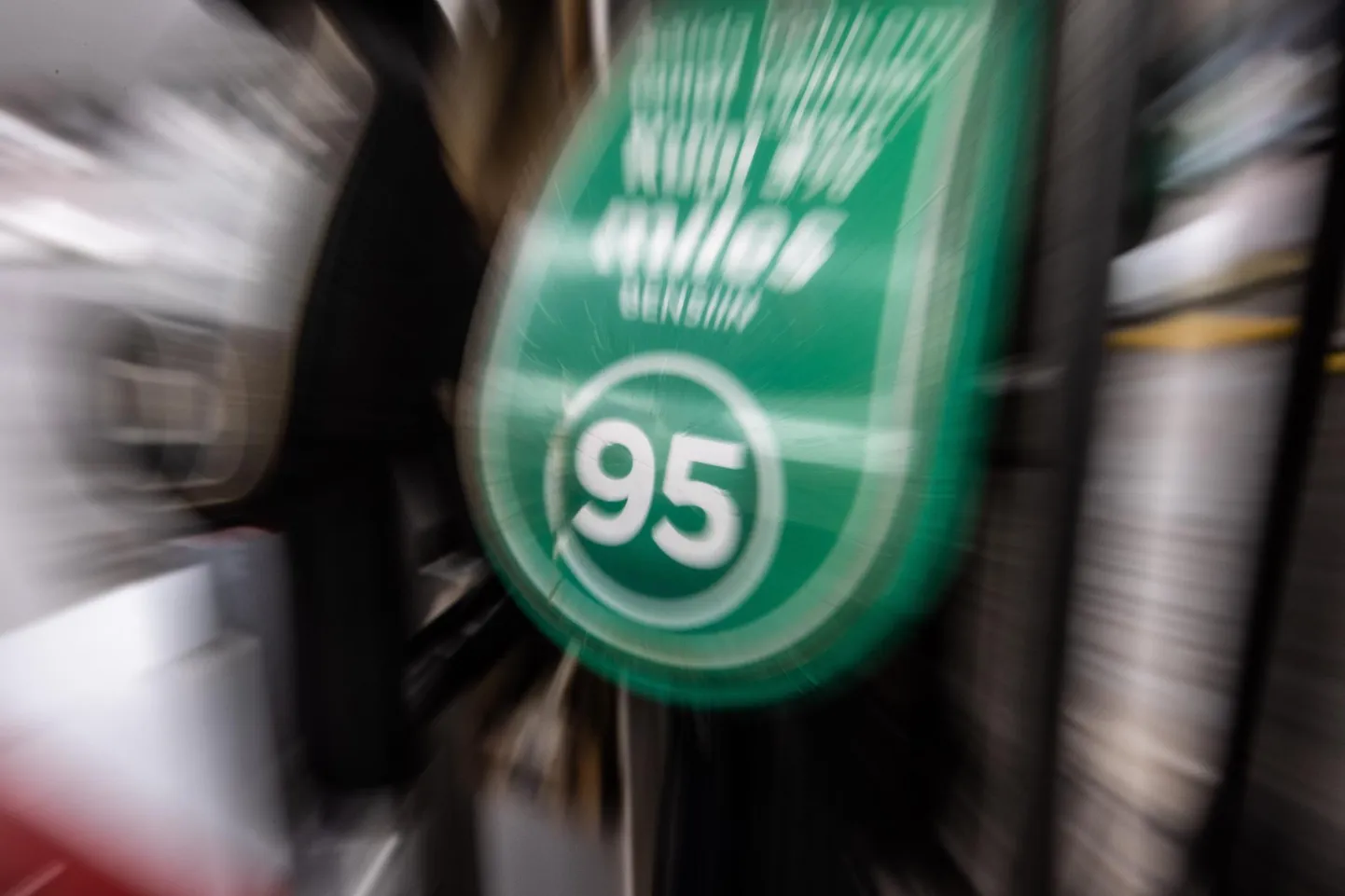 Kui palju maksab bensiini 95 liiter?