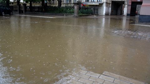 Rīgas pašvaldības dienesti gatavi stiprajām lietusgāzēm