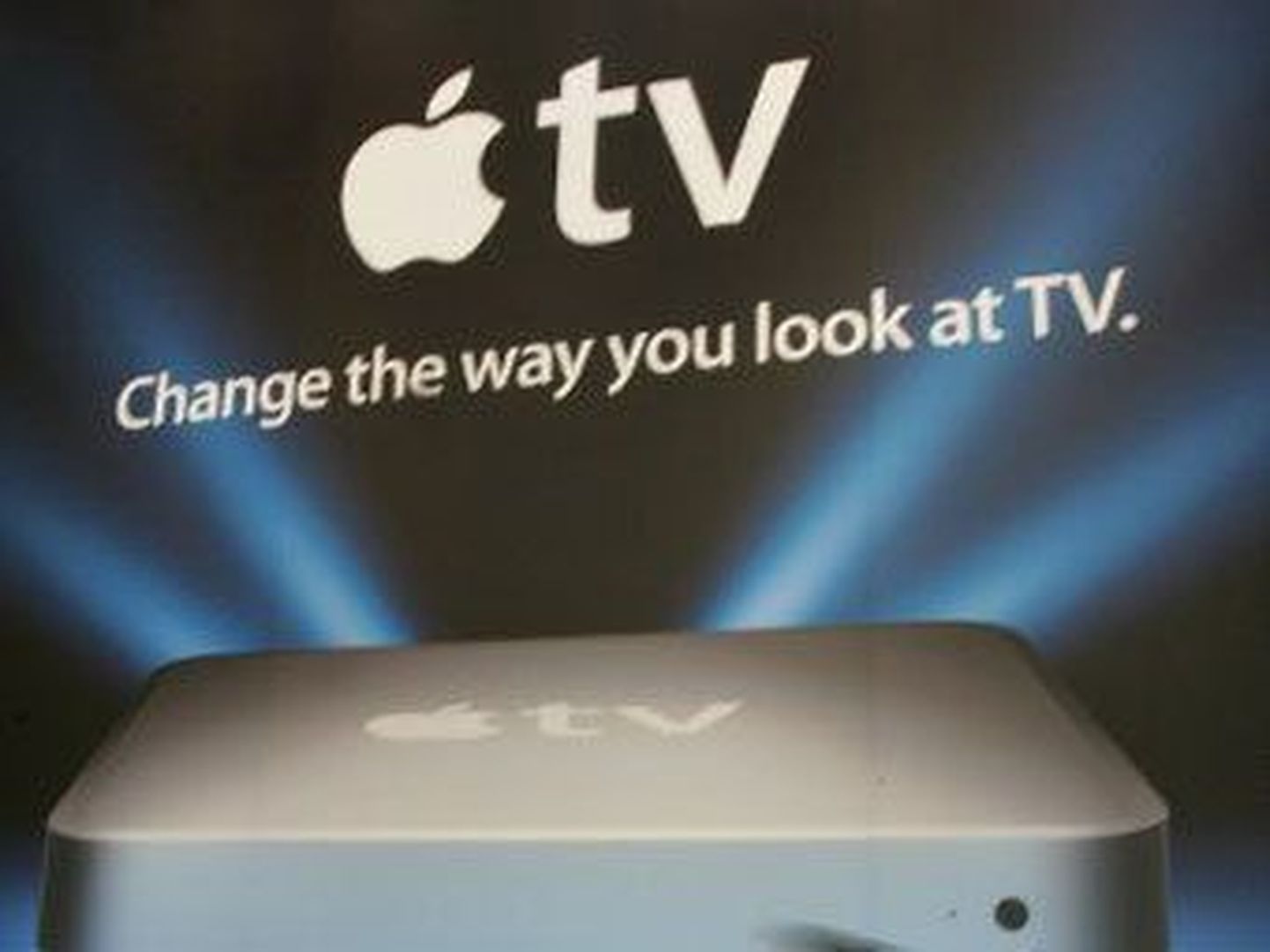 Аналитик компании Piper Jaffray Джин Мюнстер (Gene Munster) рассказал о телевизоре, над которым, как предполагают СМИ, в данный момент работает компания Apple.