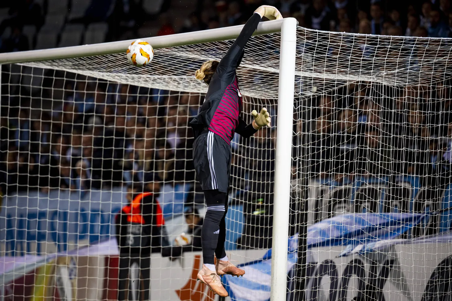 Loris Karius tegi seda jälle!