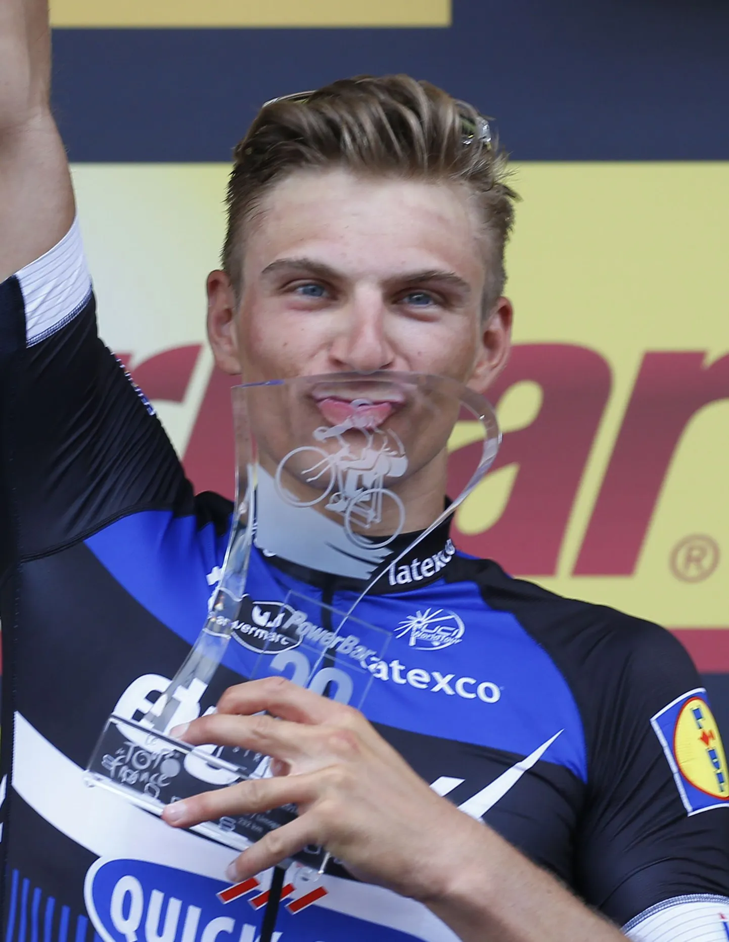 Marcel Kittel etapivõitu tähistamas.