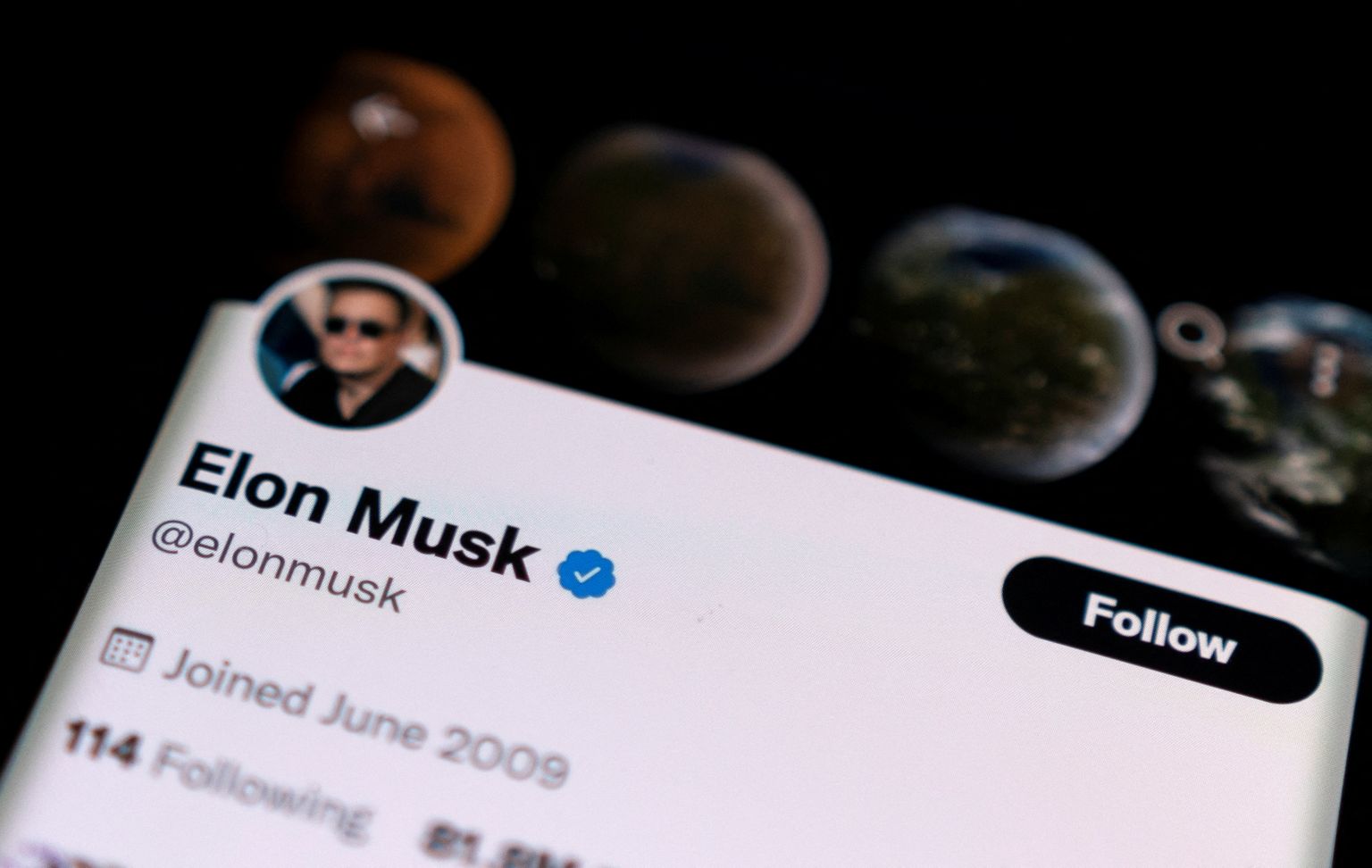 Viljakas säutsuja Elon Musk on avaldanud soovi Twitter ära osta ja ühtlasi põhjalikult ümber teha.