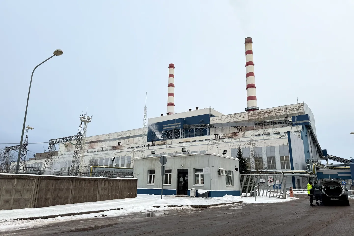 Балтийская электростанция Enefit Power, отвечающая за снабжение Нарвы теплом, в сентябре собирается поставить на плановый ремонт свой единственный работающий энергоблок, занимающийся совместной выработкой электро- и теплоэнергии.