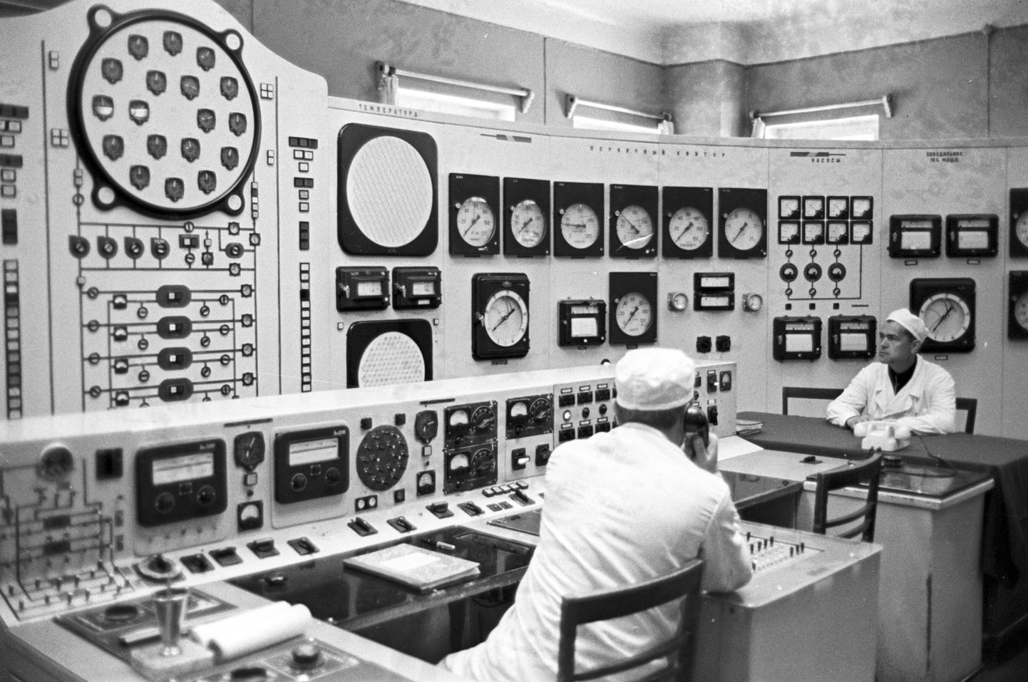Obninski tuumajaama kontrollpult 1967. aastal.
