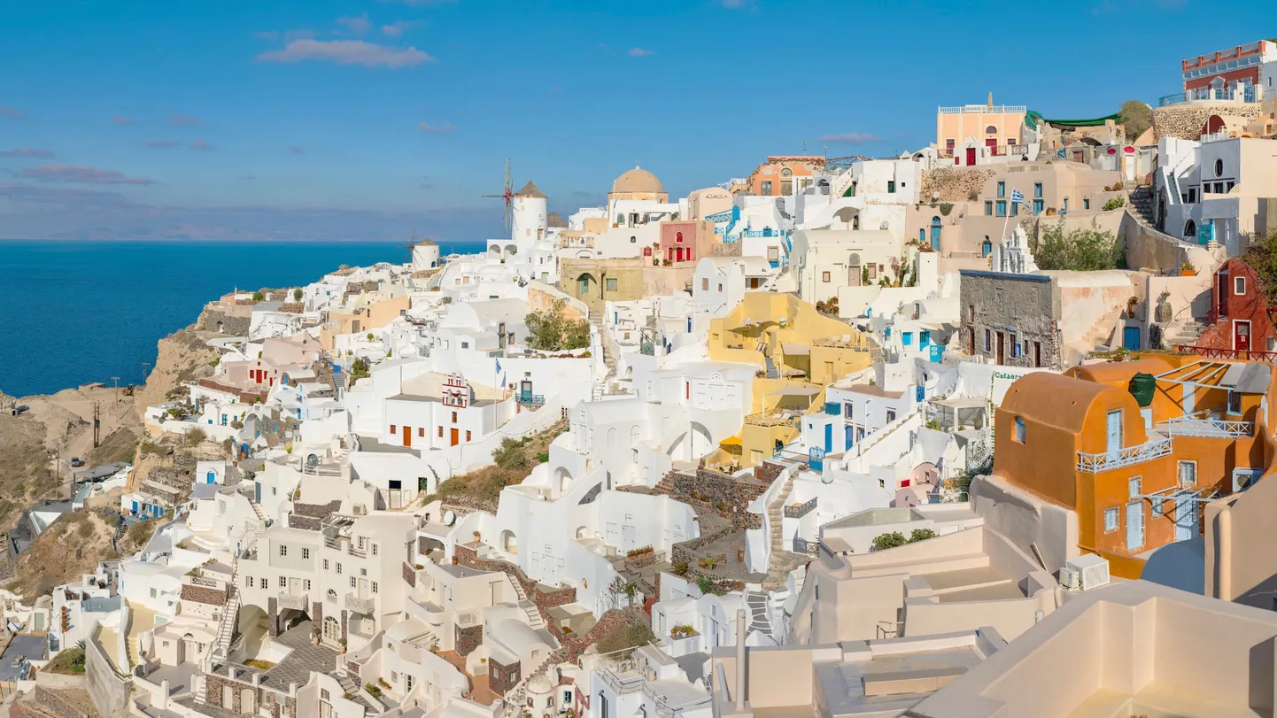 Vaade Santorinile. Foto on illustratiivne.