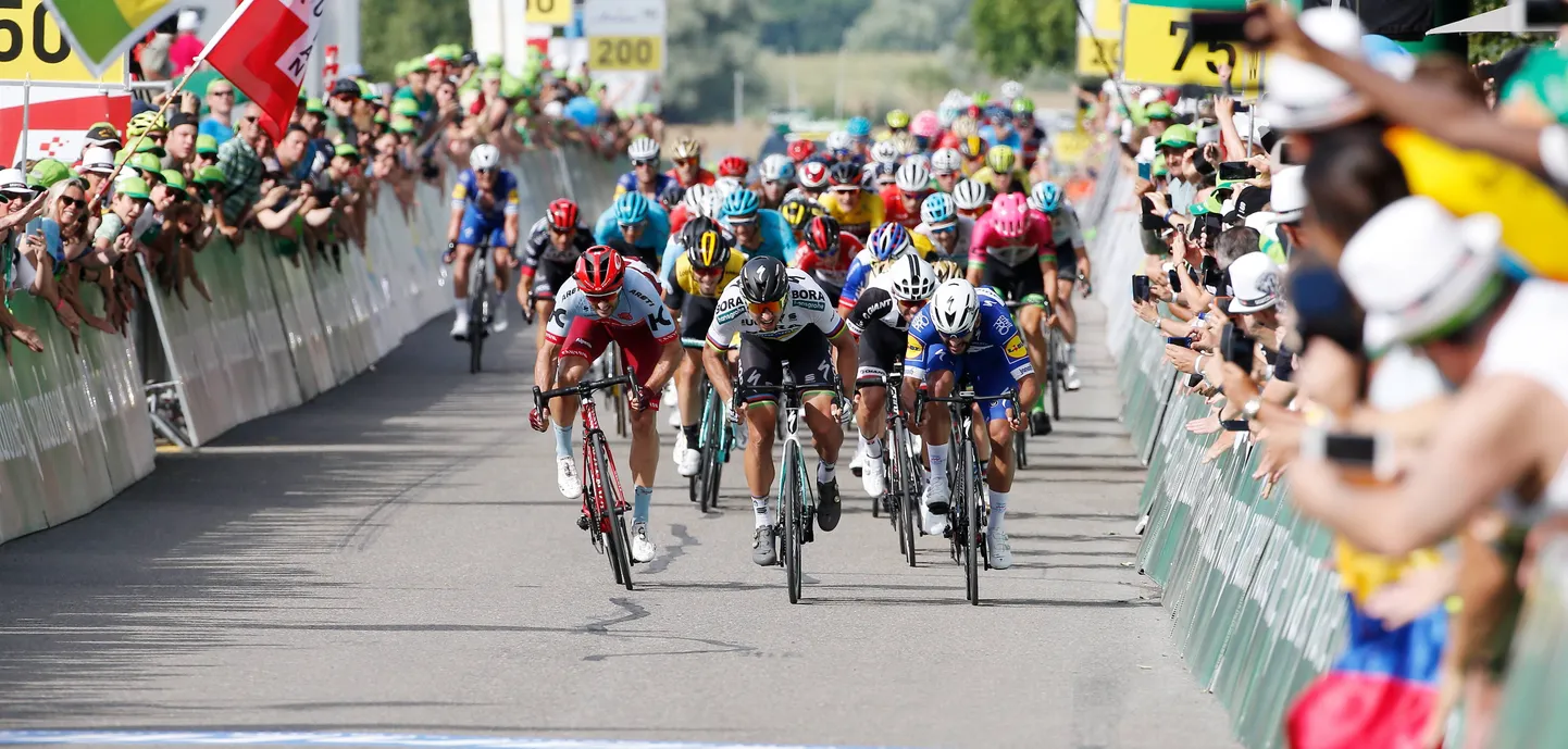 Velotuur. Pilt on illustreeriv.