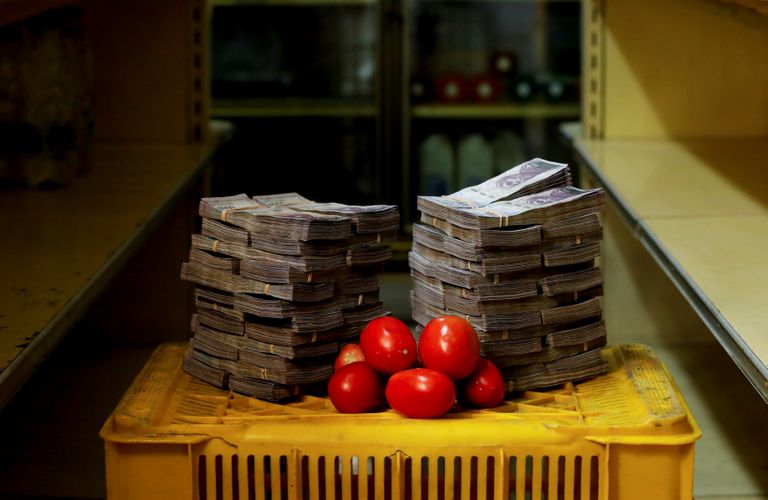 Kilograms tomātu - 5 miljoni bolivāru jeb 0,67 eiro.