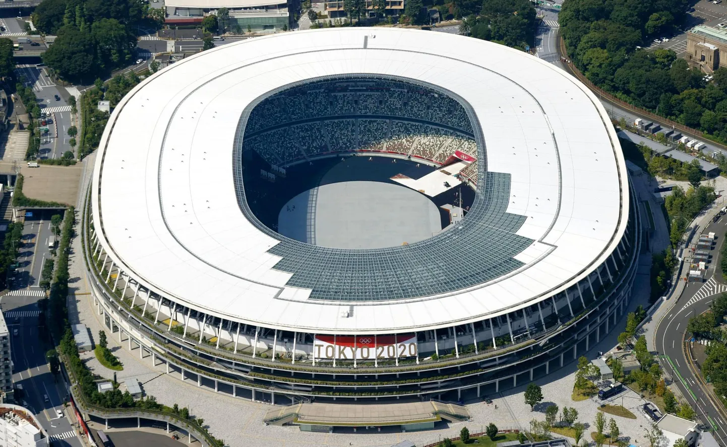 Kuni viimase hetkeni püsis lootus, et Tokyo olümpial pääsevad vähemalt kohalikud pealtvaatajad tribüünile. Nüüd on aga teada, et võistelda tuleb inimtühjadel areenidel.