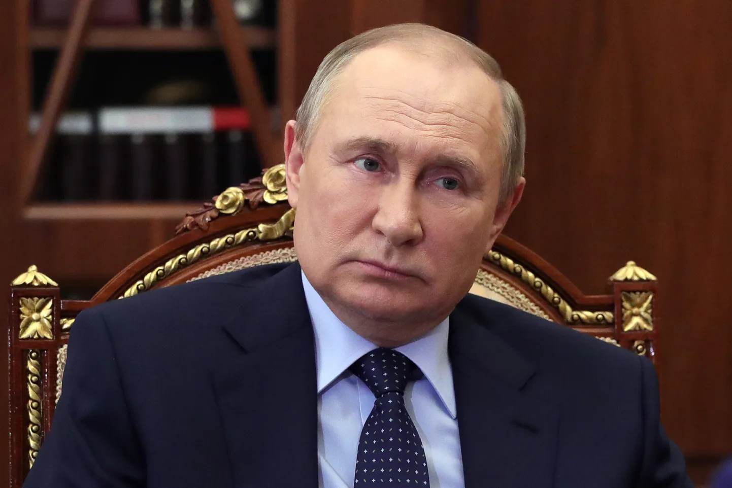 Kara noziedznieks Vladimirs Putins.