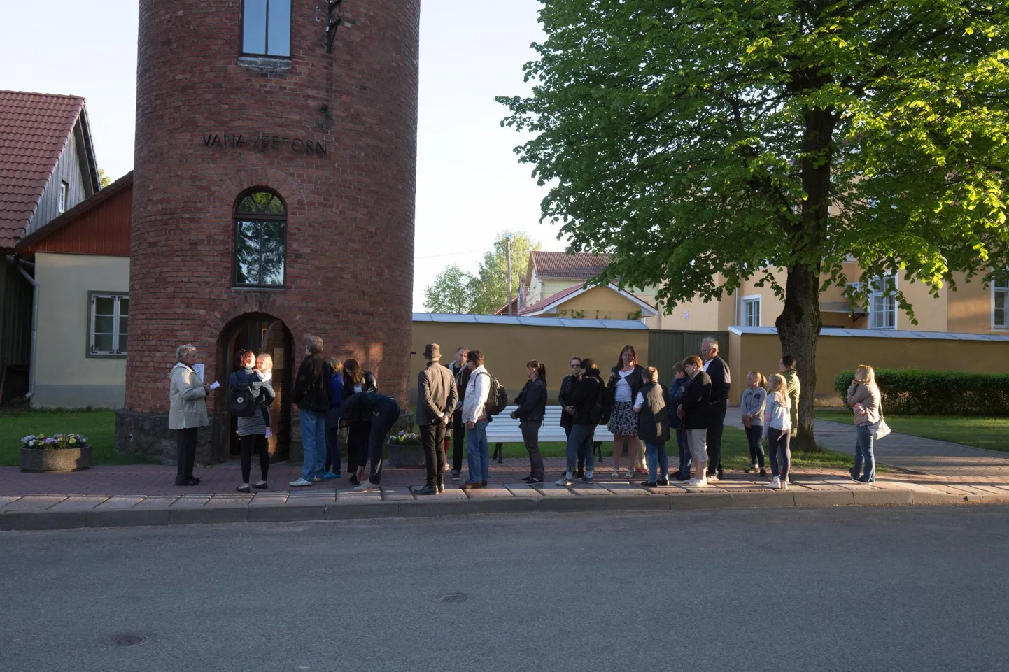 Ka eelmisel muuseumiööl oli Viljandi veetorn üks publikumagneteid. Tänavu saab Viljandi vanas veetornis heita pilgu lennukiaknast XX sajandi alguse Viljandile.