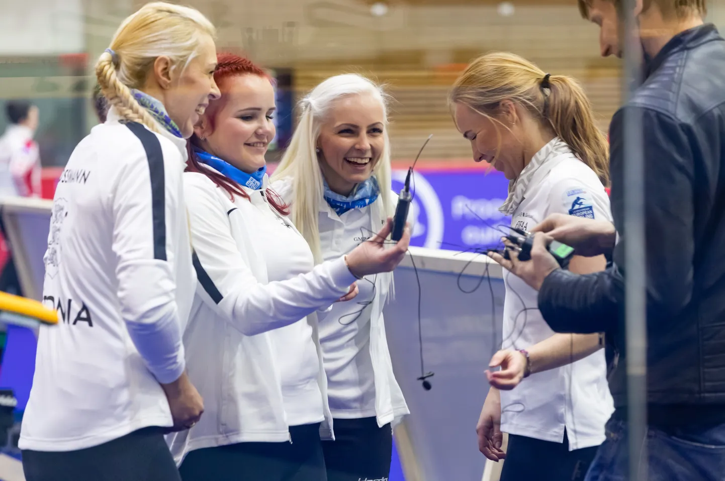Eesti curlingunaiskond