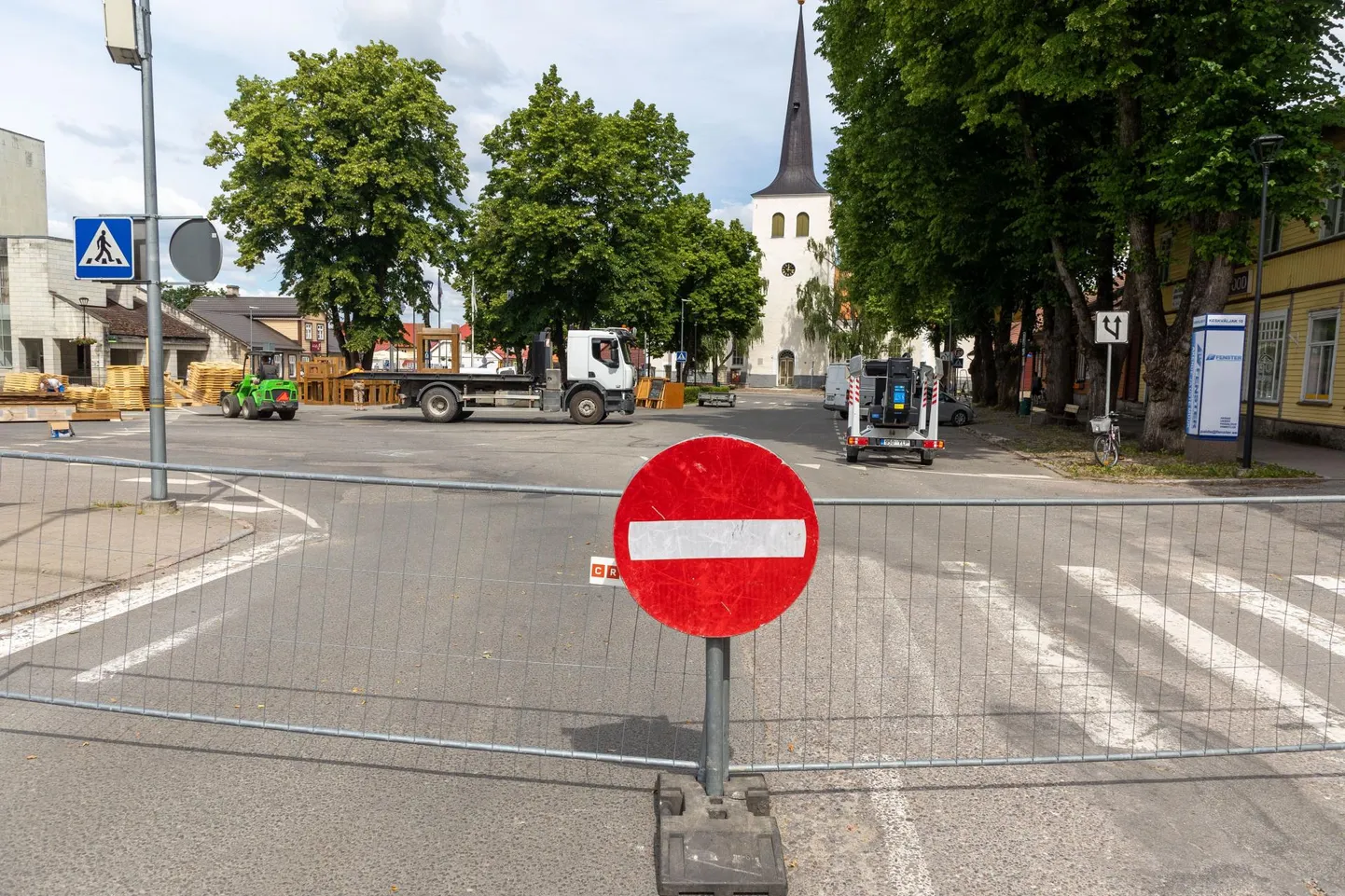 Paide linna valimiskomisjon leidis, et kolmel kandidaadil pole õigust linnavolikogusse kippuda.