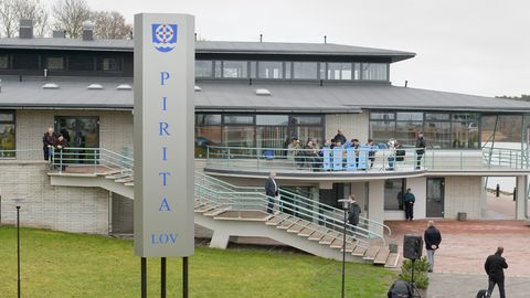 Pirita District Office Wades Through Ankle-Deep Water