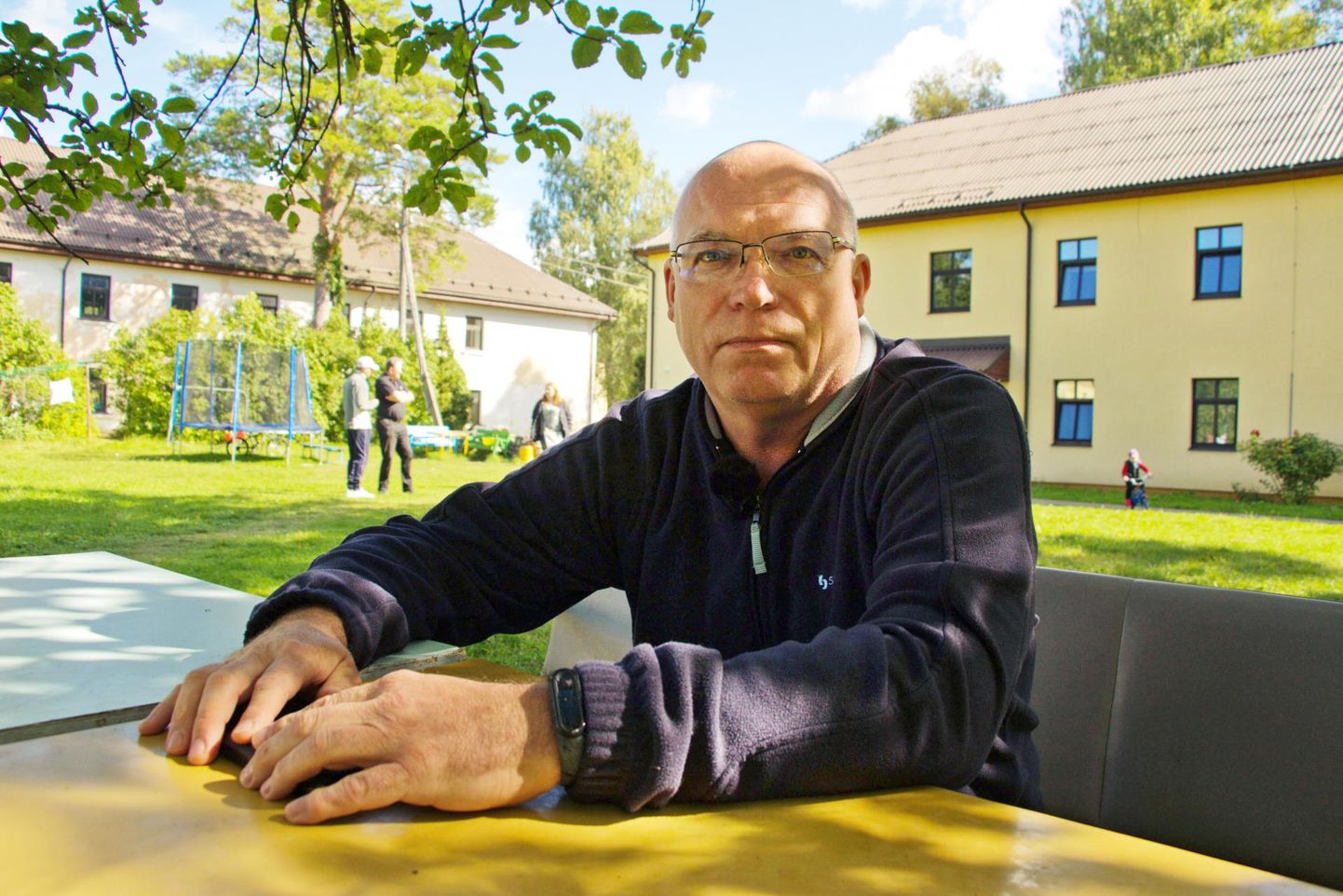 Saaremaal Sõmera varjupaigas elav Ihor Meškalejev kibeleb kodulinna taastama.