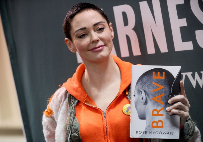 Rose McGowan tutvustamas oma elulooraamatut «Brave»