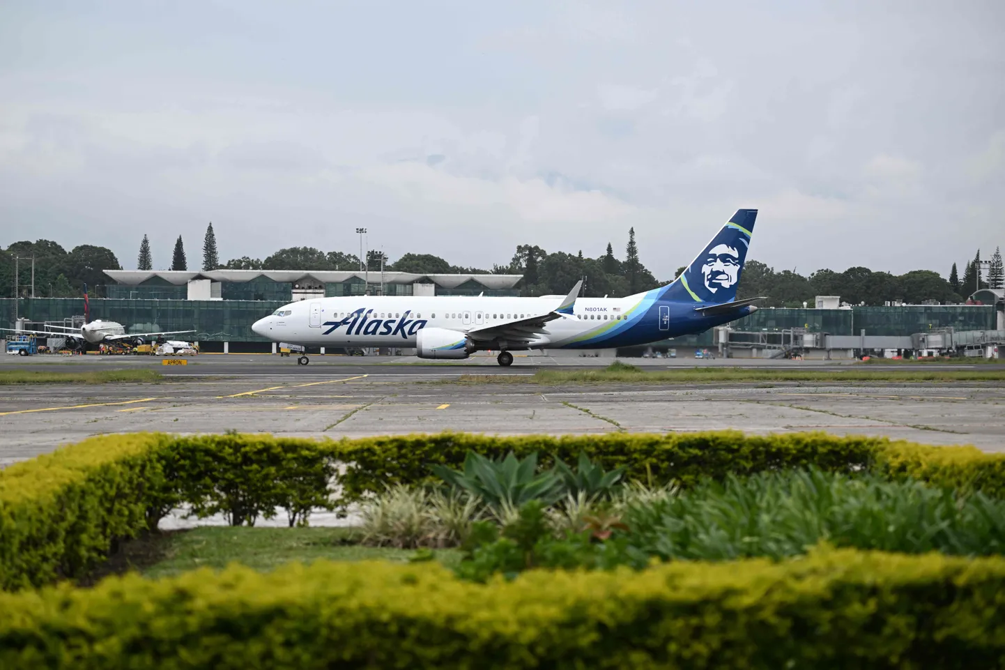 34-aastane Justin Reed Seymour jooksis Missoula lennujaamas Alaska Airlinesi lennuki pardale ja üritas tungida piloodikabiini.
