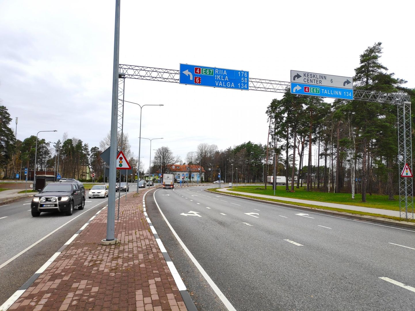 Paide ja Riia maantee ristmikul plaanitava teeremondi ajal on Paikuse poolt sõitjate jaoks vasakpööre ja otse sõitmine keelatud.