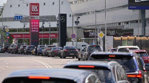 Krievija sākusi importēt benzīnu no Indijas, apgalvo medijs