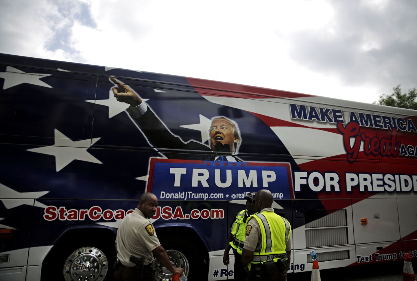 Trumpi 2020. aasta valimiskampaania buss.