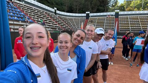 14-aastane tüdruk pääses Eesti koondise koosseisus maailma suurimale naiskondade tenniseturniirile