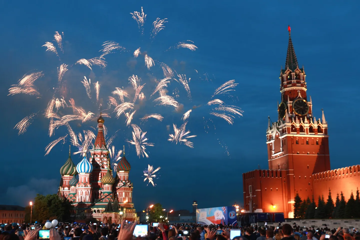 Фейерверк в Москве.