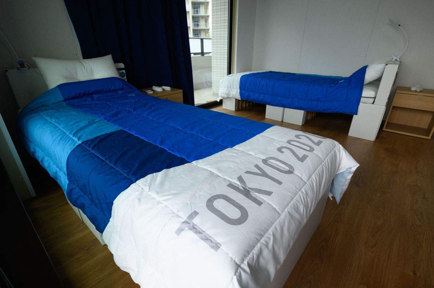 Tokyo olümpiaküla voodi.