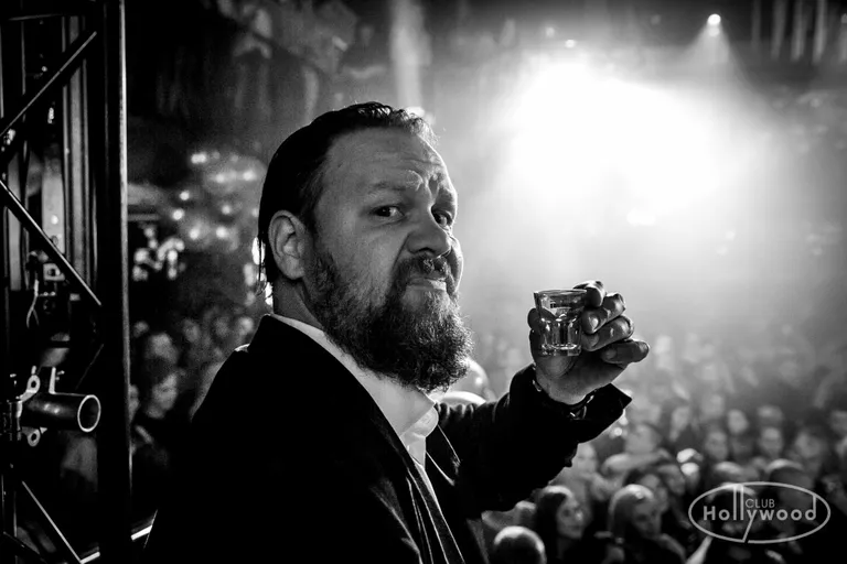 Räpipunt Kõik Boyz andis Hollywoodi sünnipäeval vägeva live'i