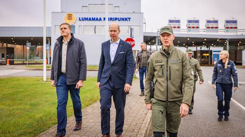 Siseminister: Valgevenega piirnevad riigid võiks ränderünde takistamiseks ühiselt piiri sulgeda