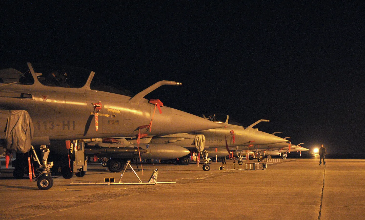 Prantsuse Rafale hävituslennukid Korsika saarel.