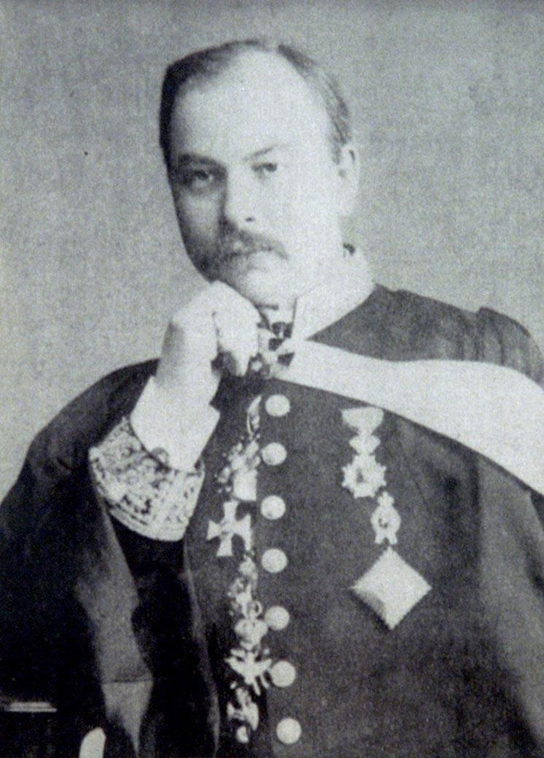 Pärnu rätsepa poja Friedrich Fromhold von Martensi (1845–1909) talent lõi Peterburis särama rahvusvahelise õiguse arendaja ja kujundajana.