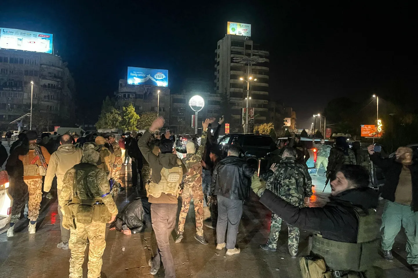 Mässulised jõud Aleppo kesklinnas.
