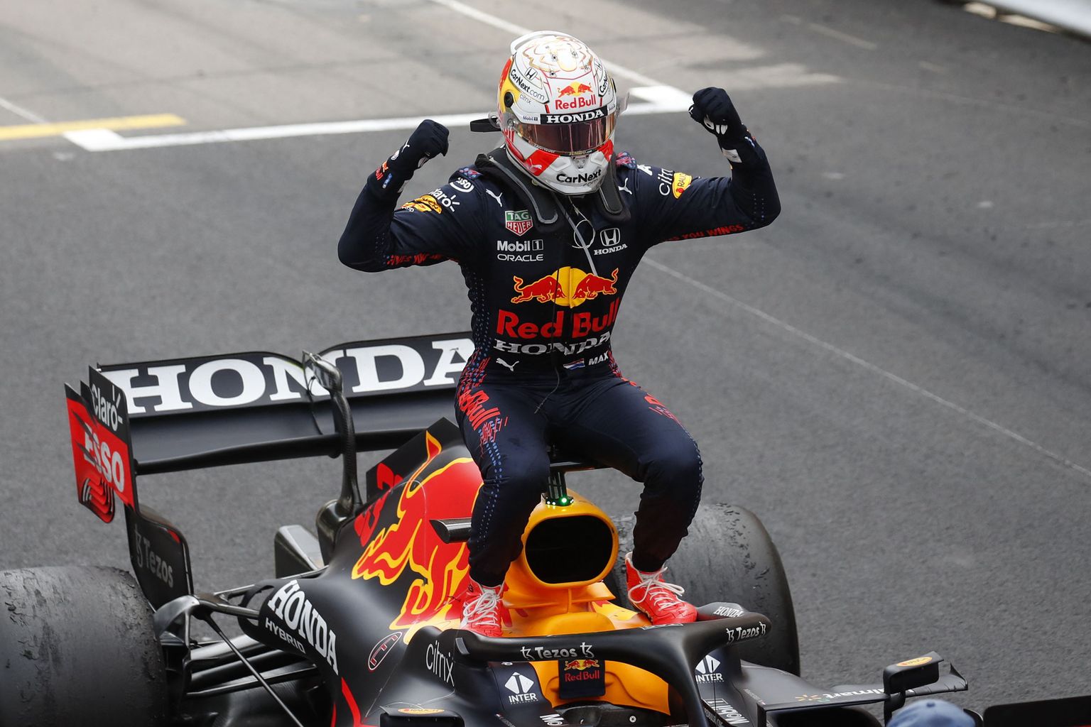 Max Verstappen tõusis Monaco GP võiduga MM-sarja üldliidriks.