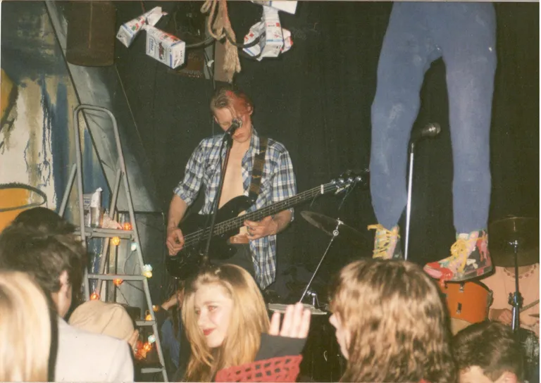 "Tanī laikā mēs ļoti daudz patērējām MTV, sūcām visu, kas tajā bija." 1994. gads.