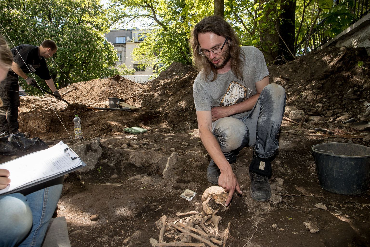Tõnismäe kaevamisi juhib Tartu Ülikooli antropoloog Martin Malve.
