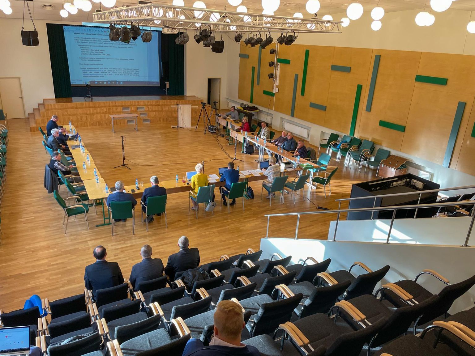 Põhja-Sakala vallavolikogu istung 22. septembril.