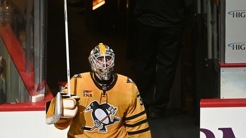 Šilovs Stenlija kausa izcīņu sāk uz rezervistu soliņa un ar zaudējumu