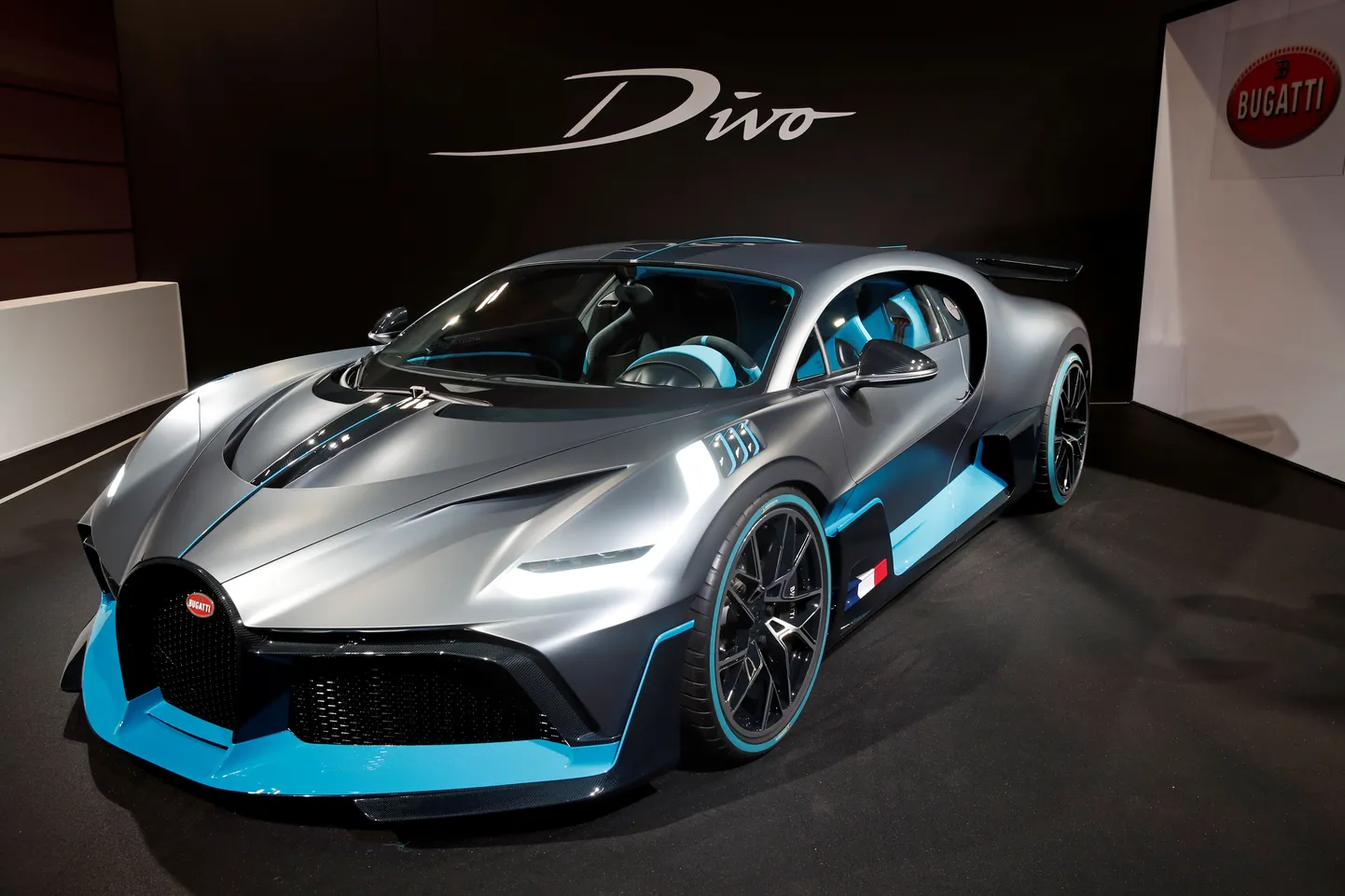 Bugatti Divo. Illustreeriv.