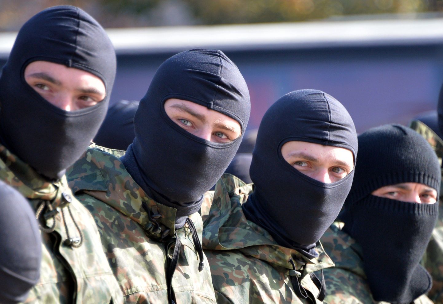 Служащие батальона "Азов".