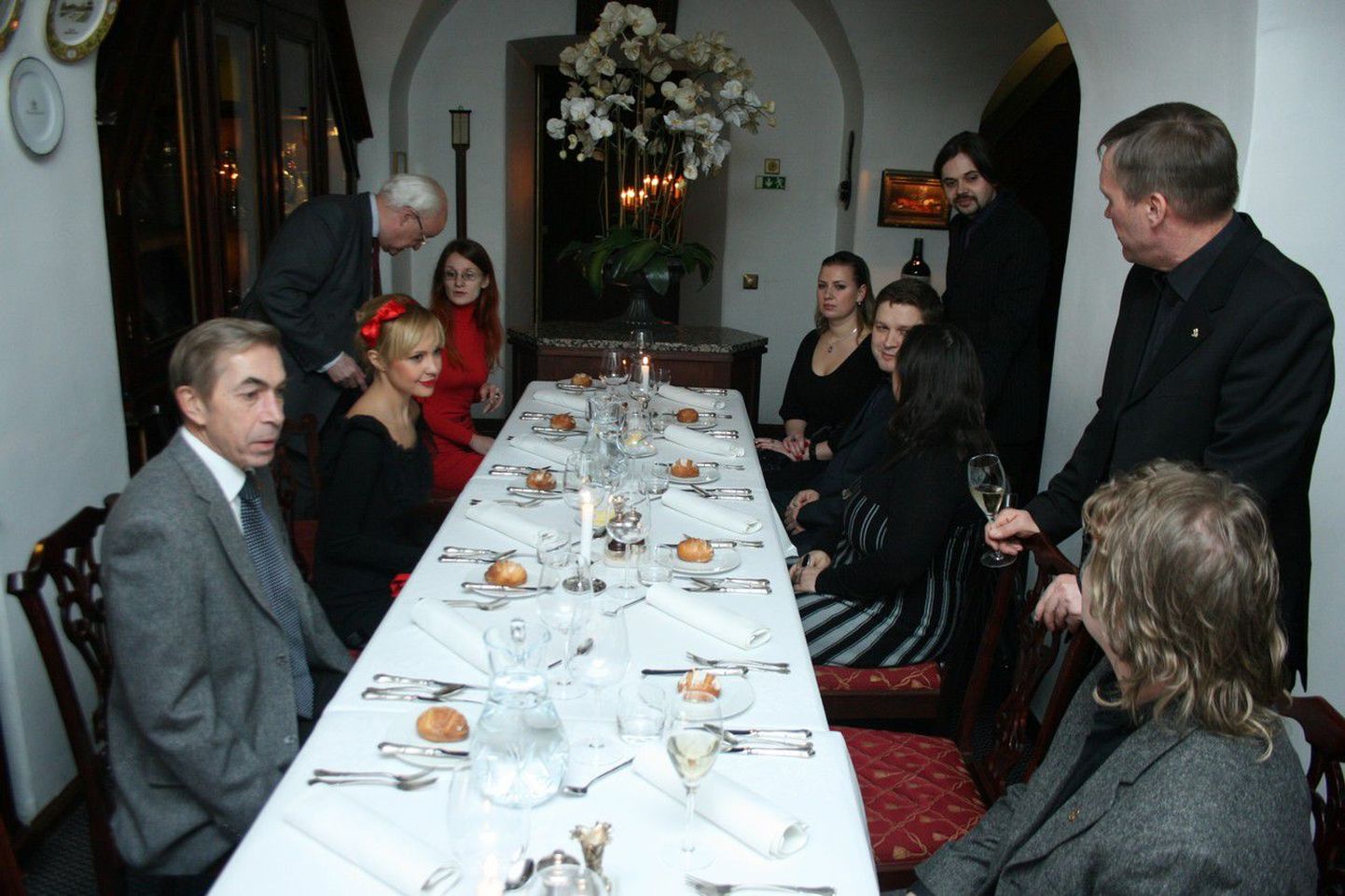 23. nov toimus Pimedate Ööde Filmifestivali ja Nõukogude aegse näitleja Aleksandr Mihhailovi auks pidulik õhtusöök restoranis Egoist.