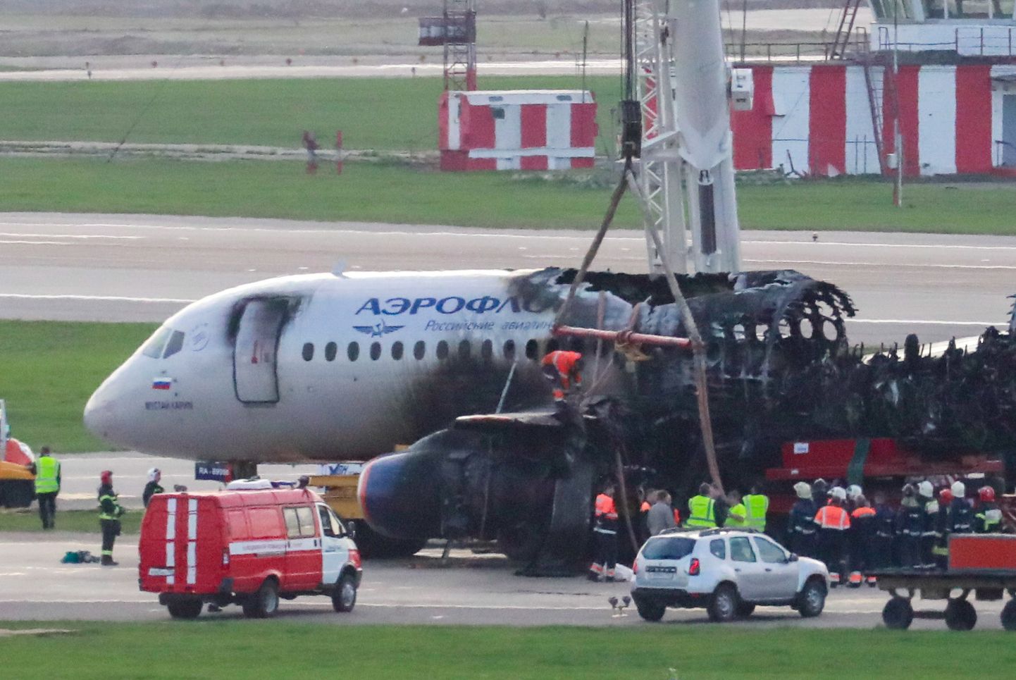 Инцидент с самолетом SSJ 100 в Шереметьево.