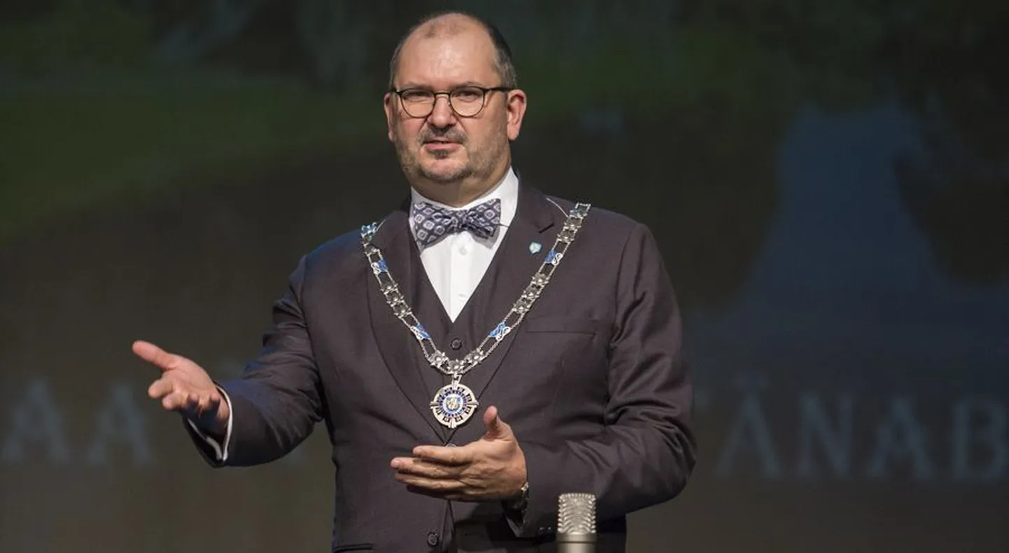 Ando Kiviberg küsis sotsiaalmeedias muu hulgas, kas keegi tunnistab, et operatsioonijärgse suremuse indikaatoriga haigekassa tervishoiukvaliteedi raportis läks midagi kapitaalselt valesti.
