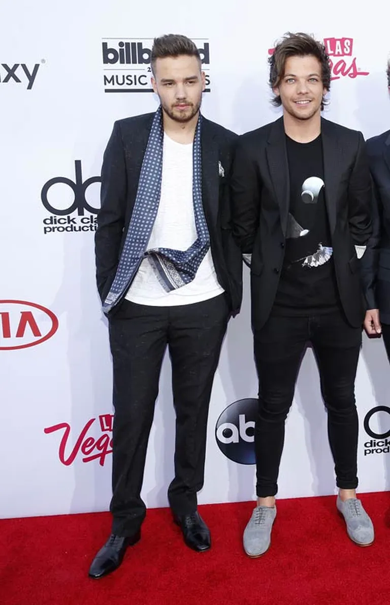 No kreisās: Liams Peins, Luis Tomlinsons