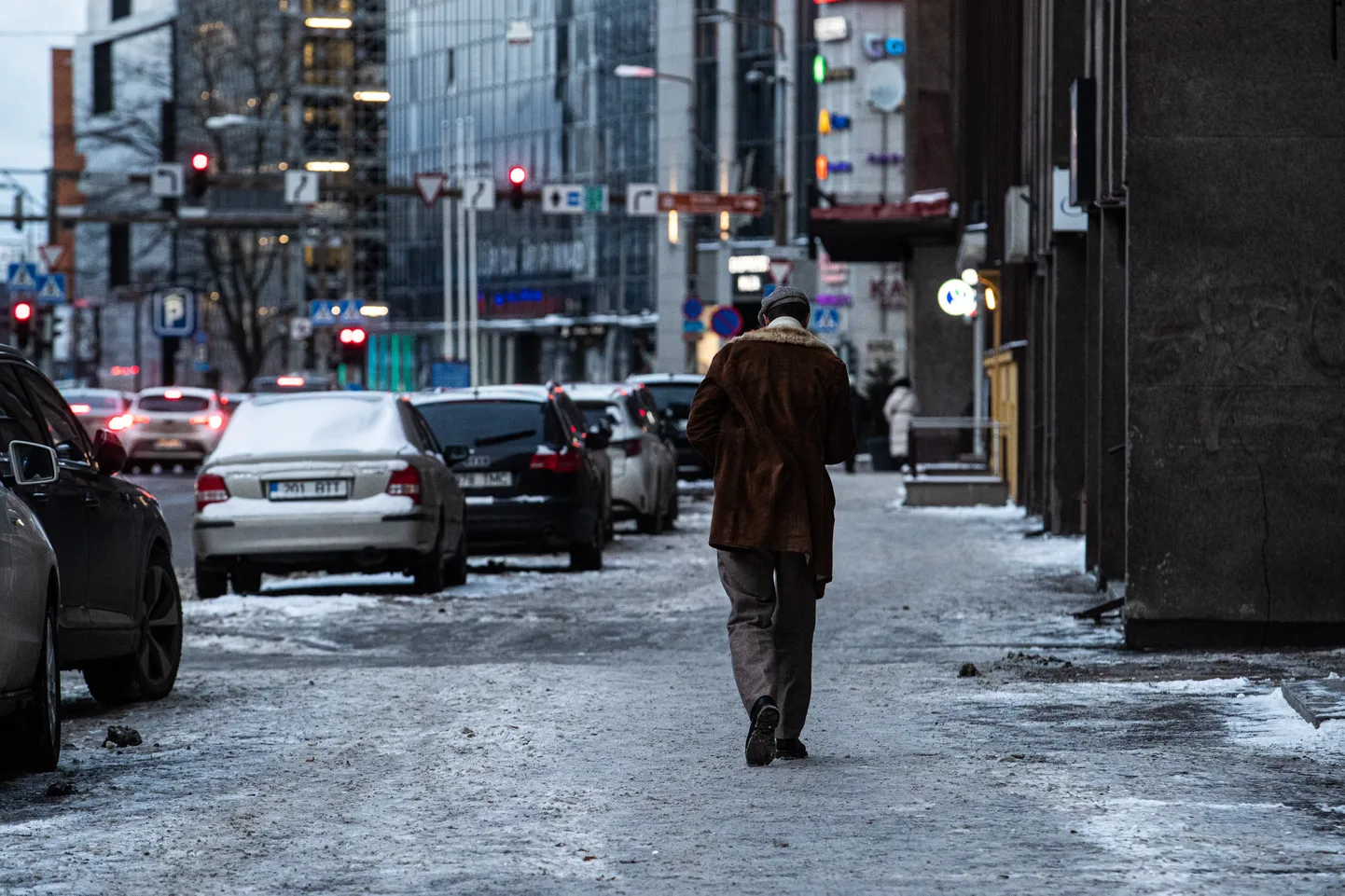 Päeva ainsas raskemas liiklusõnnetuses sai viga joobes jalakäija. Pilt on illustreeriv.